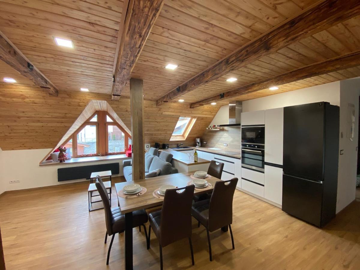 Yes Dream Apartment 耶塞尼克 外观 照片