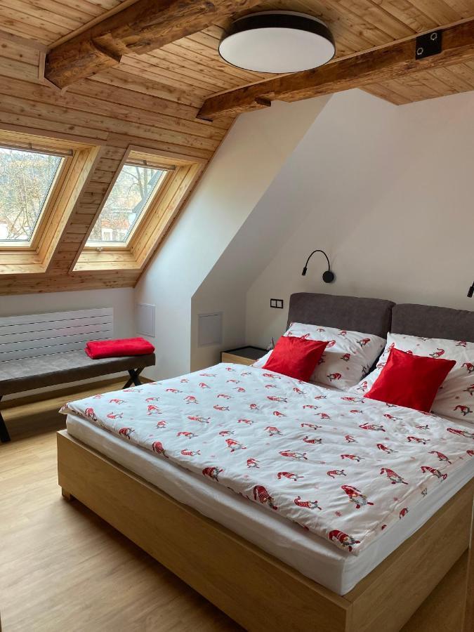 Yes Dream Apartment 耶塞尼克 外观 照片